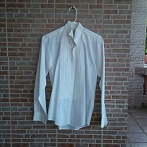 White button down shirt